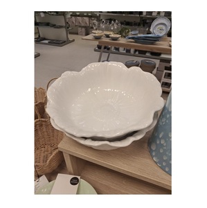 Tazón Grande de Cerámica para Servir con Forma de Flor, Elegante Tazón Blanco en Forma de Flor para Ensaladas, Frutas, Pasta, Centro de Mesa y Comedor - Product Image 2