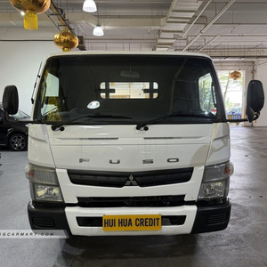 Camion commercial Mitsubishi Canter 4 tonnes fiable de 2019, faible kilométrage, excellent état de marche - Product Image 4