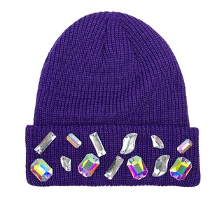 Wholesale Vintage Hip Hop Stylish Distressed <b>Beanie</b> <b>Hat</b> Cap Women <b>Men</b> Knitted Winter <b>Hats</b> - Product Image 4