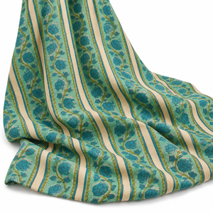 Tissu en coton bio premium Jaipur, imprimé à la main au bloc, motif floral indigo, léger 90 GSM, pour la décoration intérieure, chemises, robes, couvertures, coton durable - Product Image 5