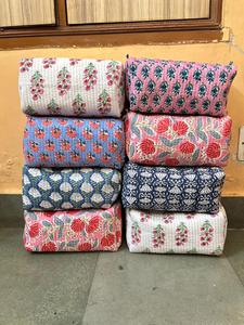 Hot Selling Highly Capacity Woman Portable Travel Work Quilted Floral Cotton Soft Toiletry Cosmetic Bag - Product Image 5