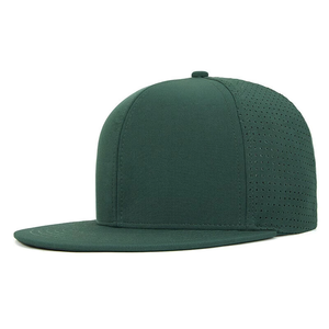 Gorras de camionero de 6 paneles con malla trasera, de color sólido, con logotipo bordado, para deportes al aire libre y protección solar, al por mayor. - Product Image 1