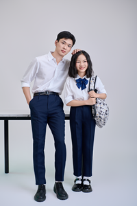 Chemise à manches longues blanche unisexe en polyester/coton pour enfants du collège vietnamien FMF, en stock (boutons blancs) - Product Image 4
