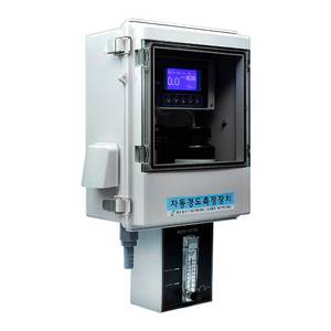 [KNTEC] Analizador Automático de Dureza Total, Monitor de Calidad del Agua Colorimétrico en Línea para Sistemas de Refrigeración de Calderas - Product Image 1