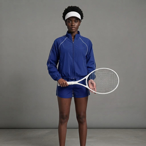 Ensemble de survêtement pour femmes 2027, veste coupe-vent légère en nylon et short, vêtements de sport à séchage rapide, style hip hop, pour usage quotidien en extérieur - Product Image 1