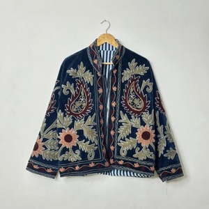 เสื้อแจ็คเก็ตผ้าฝ้ายปักลายดอกไม้วินเทจ คอจีน แขนยาว เสื้อคลุมลำลองสำหรับผู้ใหญ่ ใส่ได้ในฤดูใบไม้ร่วง - Product Image 1