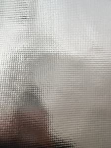 Film réfléchissant isolant thermique en aluminium, laminé PE tissé pour isolation des maisons (réflecteur de chaleur et barrière contre la vapeur) - Product Image 3