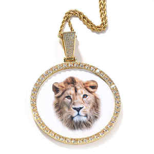 Collar con Colgante Redondo de Cabeza de León, Chapado en Oro de 22K con Incrustaciones de Circonio, Estilo Hip Hop, Joyería Unisex - Product Image 1