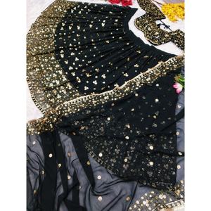 Magnifique Lehenga Choli brodé, vêtements indiens et pakistanais - Product Image 2