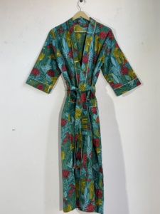 Bata Kimono de Algodón Estampada Verde |   Bata Larga con Estampado Floral de Leopardo |   Ropa Casual para Mujer - Product Image 1