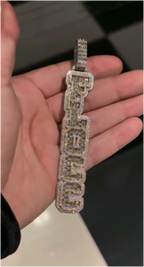 Colgante vertical con nombre de moissanita VVS que pasa la prueba del diamante, joyería personalizada de plata 925 con letras de moissanita engastadas. - Product Image 4