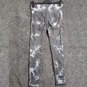 Leggings Deportivos Sin Costuras Grises Tie Dye Sin Marca, Leggings de Yoga con Efecto Fruncido en Glúteos - Product Image 5
