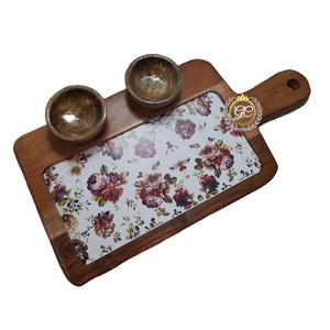 Plateau de service en copeaux de bois d'acacia imprimé floral et trempette Plateau à collation rond décoratif avec bol central pour apéritifs, fêtes - Product Image 1