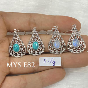 Pendientes de plata de ley 925 con turquesa y piedra lunar, corte ovalado, pendientes de plata atemporales al por mayor, joyería hecha a mano para mujer - Product Image 2