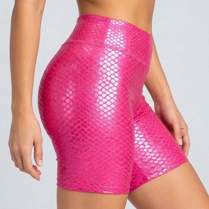 Shorts adhesivos suaves para pole dance para mujer, con agarre seguro, tela elástica transpirable y soporte confiable durante el ejercicio. - Product Image 6