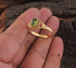Wholesale Classic Party Octagon Emerald Cut Natural <b>Peridot</b> 18K Gold Plated Sterling Silver Rope Bezel Setting Green Gemstone - Product Image 1