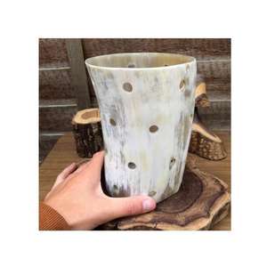 Par de Jarrones de Flores Hechos a Mano con Cuerno de Búfalo Antiguo, Artículo Decorativo Natural para el Hogar, Estilo Rústico, Material de Madera - Product Image 1