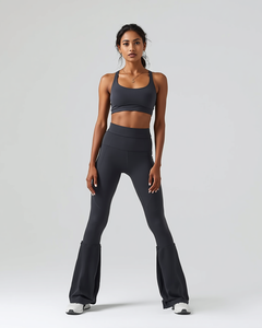 Conjunto de yoga de 2 piezas con leggings acampanados de cintura cruzada a la moda para mujer, ropa deportiva de cintura alta sin costuras, traje de entrenamiento para gimnasio. - Product Image 4