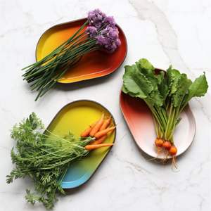 Ensemble de plateaux de service en métal festonné faits à la main, plateau rond en fer galvanisé rayé vert décoratif avec poignées dorées pour la décoration de la maison - Product Image 2