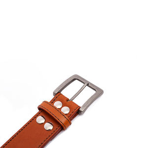 Ceinture en cuir de luxe noire en vente chaude d'usine, ceinture en cuir véritable de vache personnalisable, concevez votre propre ceinture fabriquée par TRIOTAKE INDUSTRY - Product Image 5