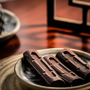 Barra de Chocolate con Leche de Cacao de Origen Único, Producto OEM en Caja de Embalaje de Chocolate Personalizada para Venta al por Mayor de Chocolate - Product Image 2