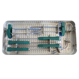 Ensemble d'instruments pour vis pédiculaires en chirurgie de la colonne vertébrale avec poignées ergonomiques en silicone vert dans une boîte de stérilisation en acier inoxydable - Product Image 2