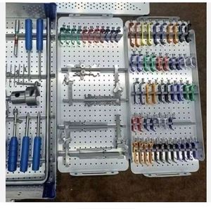 Juego de Retractores Cervicales Tedan Phantom Premium de Acero Inoxidable, Instrumentos Ortopédicos para Cirugía de Columna y Neurocirugía, Clase I, Manuales - Product Image 2