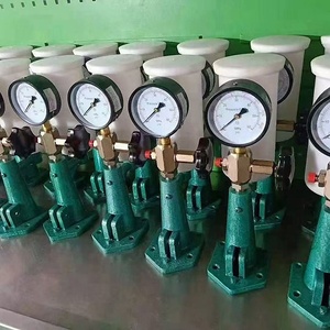 Equipo de prueba de inyector <span class=keywords><strong>Common</strong></span> <span class=keywords><strong>Rail</strong></span> Probador de boquilla de combustible diésel Presión manual Base de combustible Probador de inyector vertical de aluminio - Product Image 4