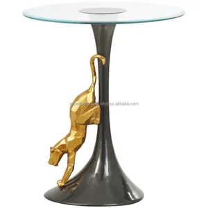Table d'appoint argentée polie à la main avec dessus en marbre Détails ornés Base de table basse en métal design avec surface en verre dépoli - Product Image 1