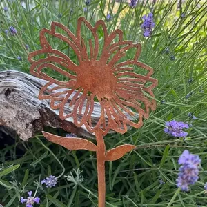 Piquets de jardin en aluminium personnalisables à motif floral pour décoration extérieure, robustes et faits à la main pour les propriétaires et les bordures de jardin - Product Image 5