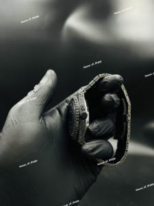 Reloj de Pulsera de Acero Inoxidable con Incrustaciones de Diamantes Moissanite y Bisel con Aspecto de Diamante - Product Image 2