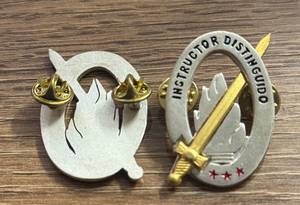 Fabricante de Insignias Metálicas, Emblemas Personalizados para Uniformes, Chaquetas, Sombreros y Accesorios - Product Image 2