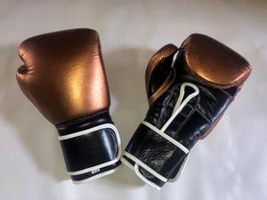 Gants de boxe en cuir de vachette avec logo personnalisé pour propriétaires de salles de sport, vente en gros, entraînement, sparring, fournisseur - Product Image 6