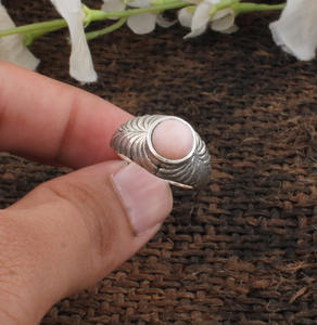 Bague classique en argent sterling 925 avec opale rose naturelle pour femme, pierre de naissance d'octobre, bijoux de mariage, vente en gros - Product Image 1