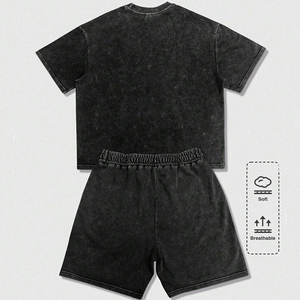 Ensemble deux pièces personnalisé style streetwear avec strass, t-shirt ample à manches courtes et short délavé effet vieilli vintage - Product Image 2