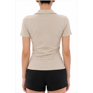 เสื้อโปโลผู้หญิงแขนสั้นแบบขายส่ง พร้อมดีเทลขอบเสื้อ กระเป๋าหน้าอก ผ้าฝ้ายผสมเนื้อนุ่มยืดหยุ่น เหมาะสำหรับใส่ทำงานหรือลำลอง - Product Image 2