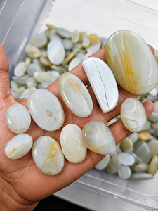 Piedras Preciosas Orgánicas Personalizadas, Cabujón de Piedra Lunar Natural Blanca de Corte Ovalado, Alto Pulido, para Fabricación de Joyería, Envoltura en Alambre, Venta al por Mayor, Rajasthan - Product Image 1