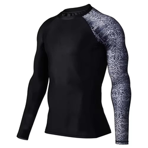เสื้อรัดกล้ามเนื้อ Rash Guard ระบายอากาศได้ดี ผลิตจากวัสดุยืดหยุ่น เหมาะสำหรับการฝึกซ้อมกีฬาต่อสู้แบบ MMA และการฝึกซ้อมในยิม - Product Image 4