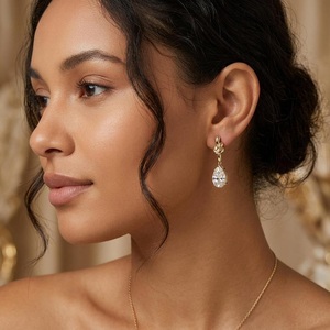 Boucles d'oreilles pendantes en or jaune 18 carats pour femme, 1,00 carat, taille poire, diamant de laboratoire, cadeau de mariage classique, certifié IGI, clarté F VVS2, bijoux - Product Image 2