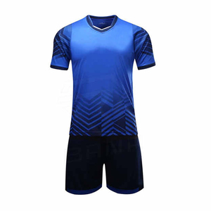 เสื้อฟุตบอลผู้ชาย วัสดุทนทาน ระบายอากาศได้ดี แขนสั้น รับสกรีนโลโก้/สี ป้องกันรอยยับ ขายส่ง - Product Image 1