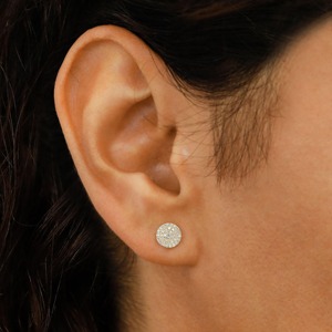 Pendientes de Oro Sólido de 14k con Diamantes Naturales, Diseño de Disco Redondo con Micropavé, Elegantes y Brillantes, Joyería Fina para Regalo - Product Image 3