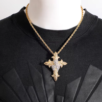 Iced Out Kreuz-Totenkopf-Anhänger 14K Gold Rhodium-Plattiert Krallenfassung Diamant Minimalistischer Stil Schmuck für Männer