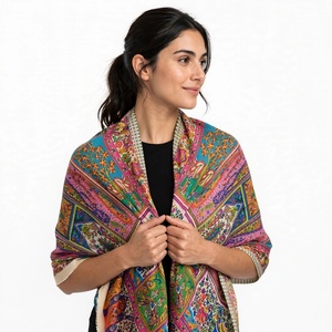 Bufandas y Estolas de Pashmina con Estampado Digital y Pintado a Mano, Ligeras, Suaves, Transpirables, de Poliéster y Viscosa, de Moda, Personalizadas OEM ODM - Product Image 3