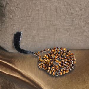 Collar Mala Anudado con Cuentas de Ojo de Tigre Unisex, Piedra de Cristal Curativa Natural para Yoga, Regalo Perfecto para Hombre y Mujer, 108 - Product Image 1