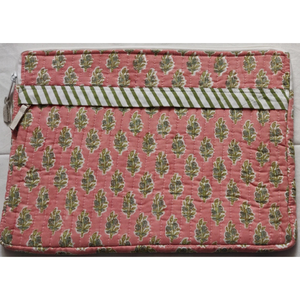Housse pour ordinateur portable artisanale matelassée de qualité supérieure de Jaipur, en coton, avec poches zippées, faite à la main, douce, durable, lavable, protection quotidienne pour ordinateur portable - Product Image 1