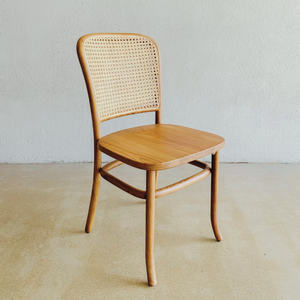 Chaise de salle à manger en teck massif avec dossier en rotin naturel, sans accoudoirs, style bistrot - Product Image 1