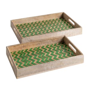 Ensemble de 2 plateaux de service en bois faits à la main, vert, avec incrustations en émail chevron, décoratifs, avec poignées, pour la décoration de la maison, des hôtels et des restaurants - Product Image 1