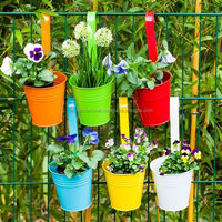 Top menuntut stand luar ruangan kemasan logam dekoratif Pot ekstra besar dan kotak pekebun Pot bunga ukuran kecil