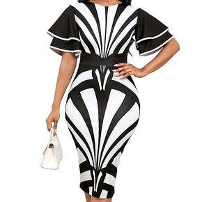 Vestido Polo de Mujer de Calidad Boutique - Detalles en Contraste Únicos - Logotipo Personalizado - Atuendo Deportivo de Manga Corta para Dama - Product Image 5