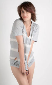 Nueva Camiseta Sexy de Verano con Mangas Abullonadas, Cuello Redondo, Diseño de Puntos y Cuentas, Tejido Elástico de Seda/Algodón, Sensación Ligera y Transpirable - Product Image 3